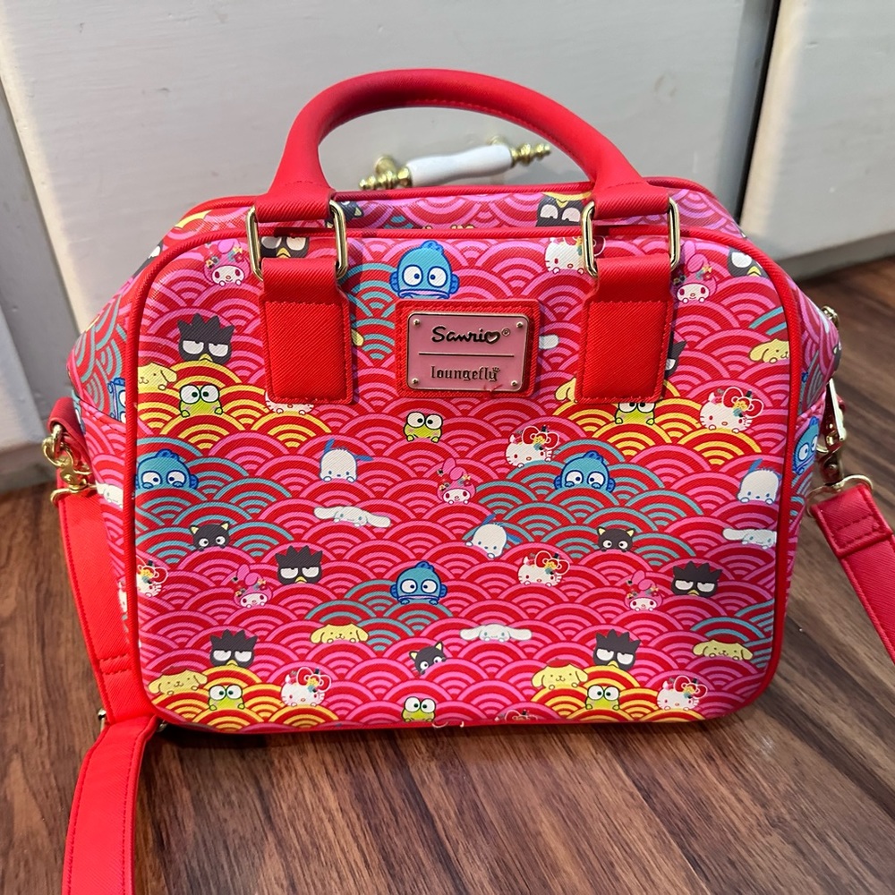 Sanrio characters purse.